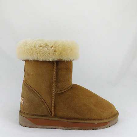 ugg chestnut 39